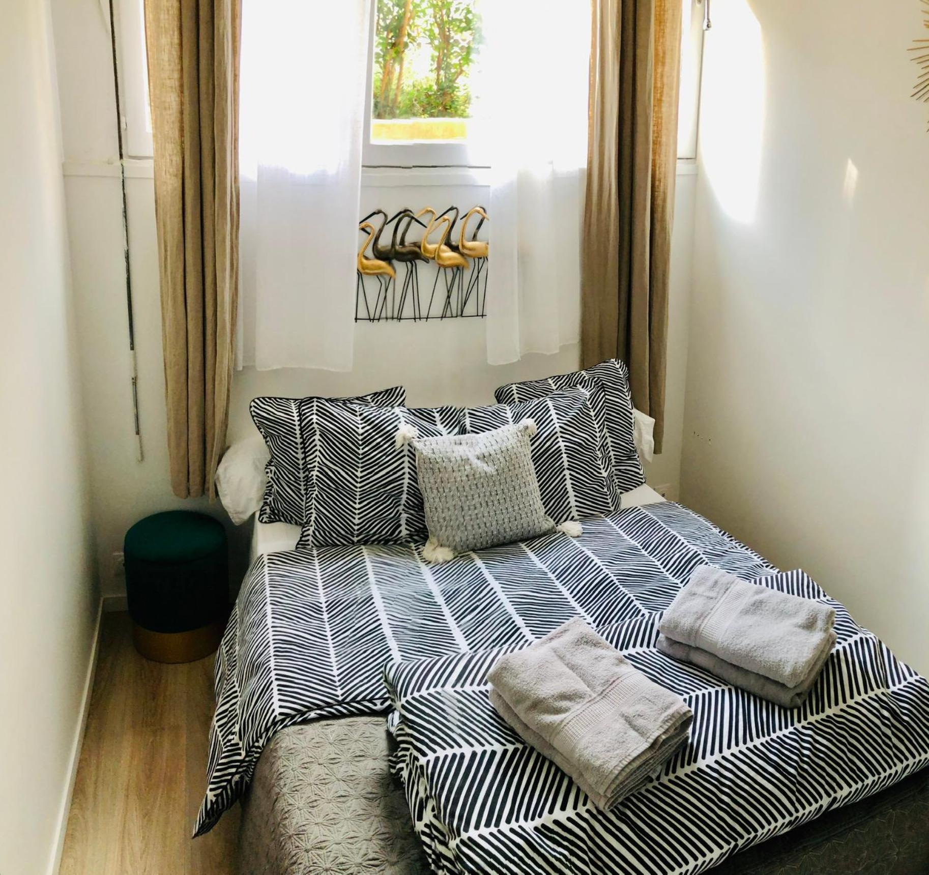 Apartment Gambetta Residences Centre Paris