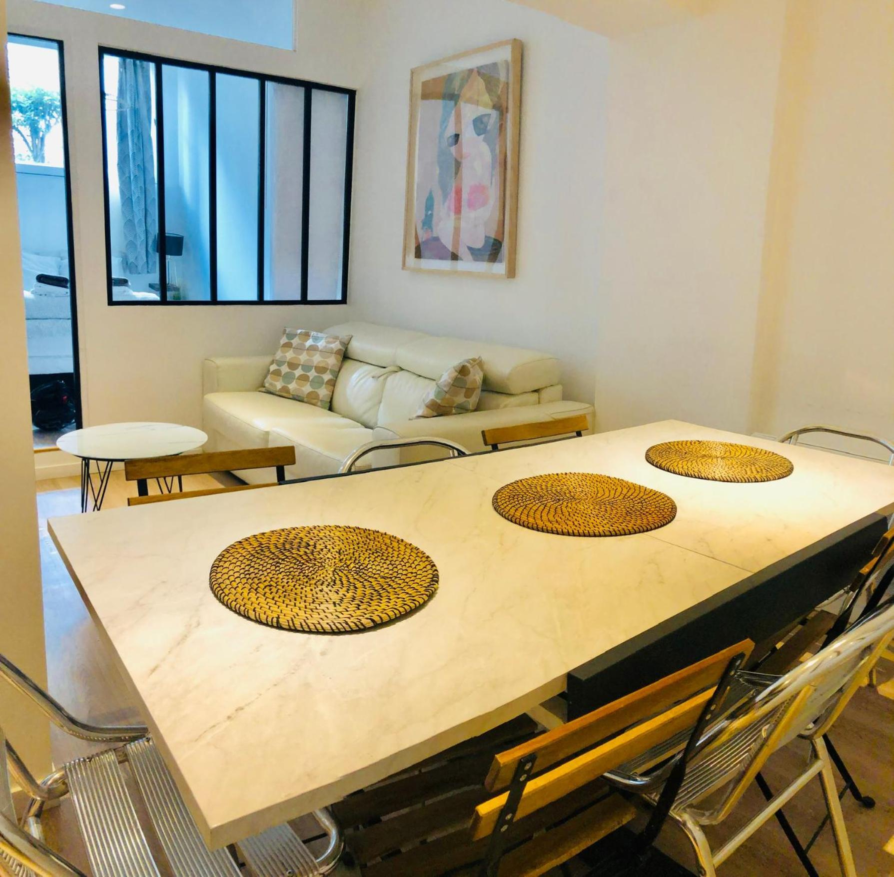 Gambetta Residences Centre Apartment